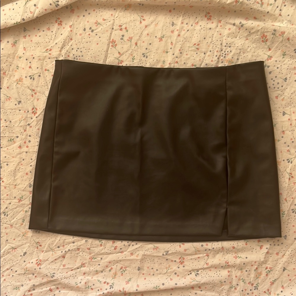 H&M Black Mini Pencil Skirt for Cocktail